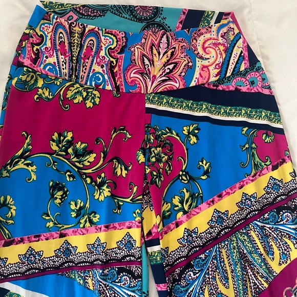 Vibrant Patterned Pants - Picture 3 of 5
